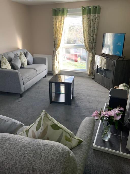Home From Home, 3 Bedroom House In Hawick Bagian luar foto